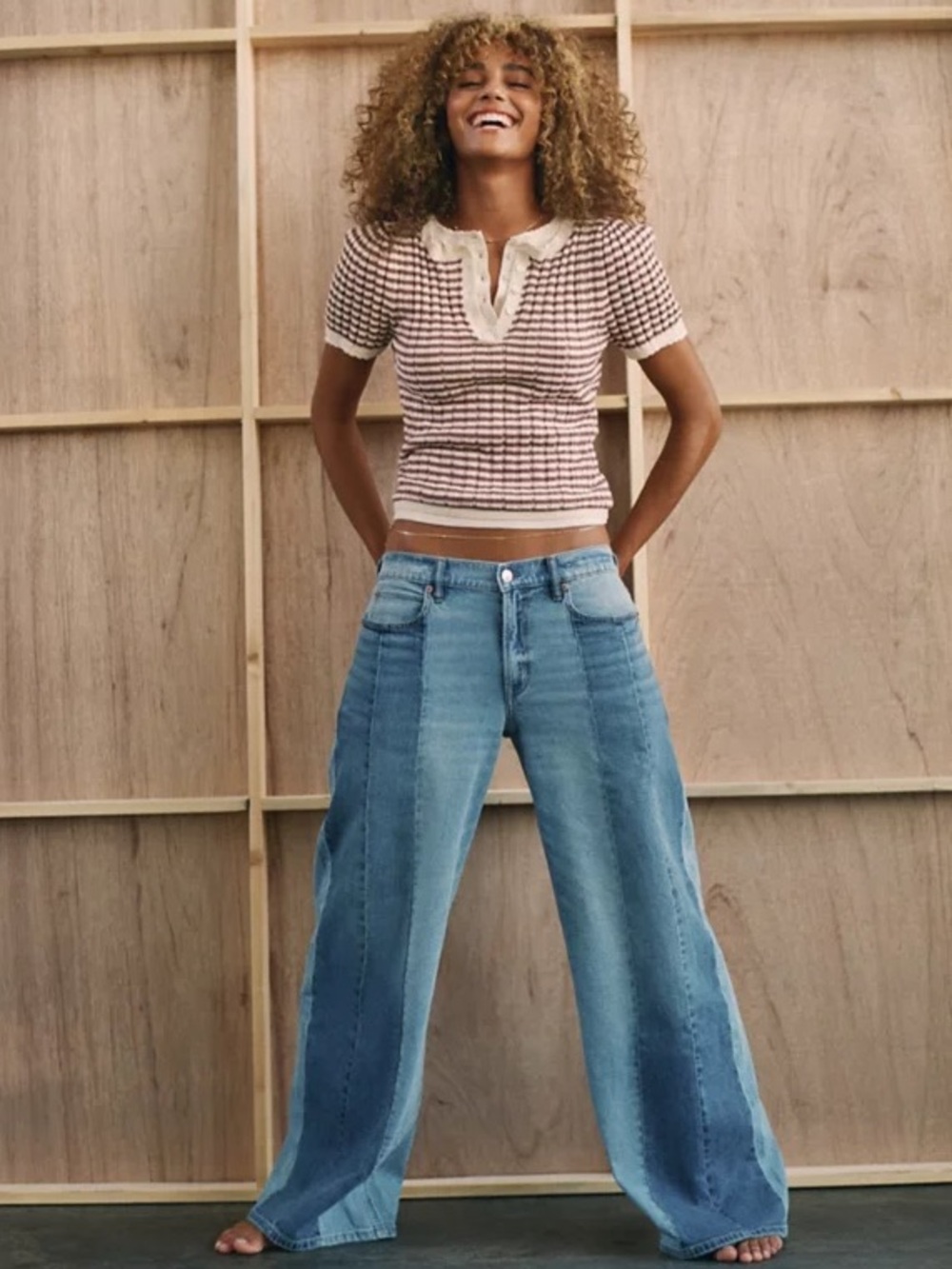 AE Dreamy Drape Stretch Low-Rise Ultra Wide-Leg Jeans Oversized Baggy